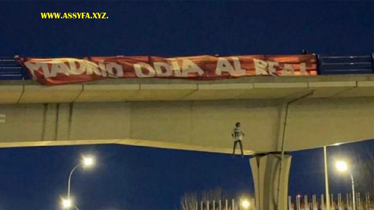 Patung Vinicius Junior digantung di jembatan menjelang pertarungan derby Madrid